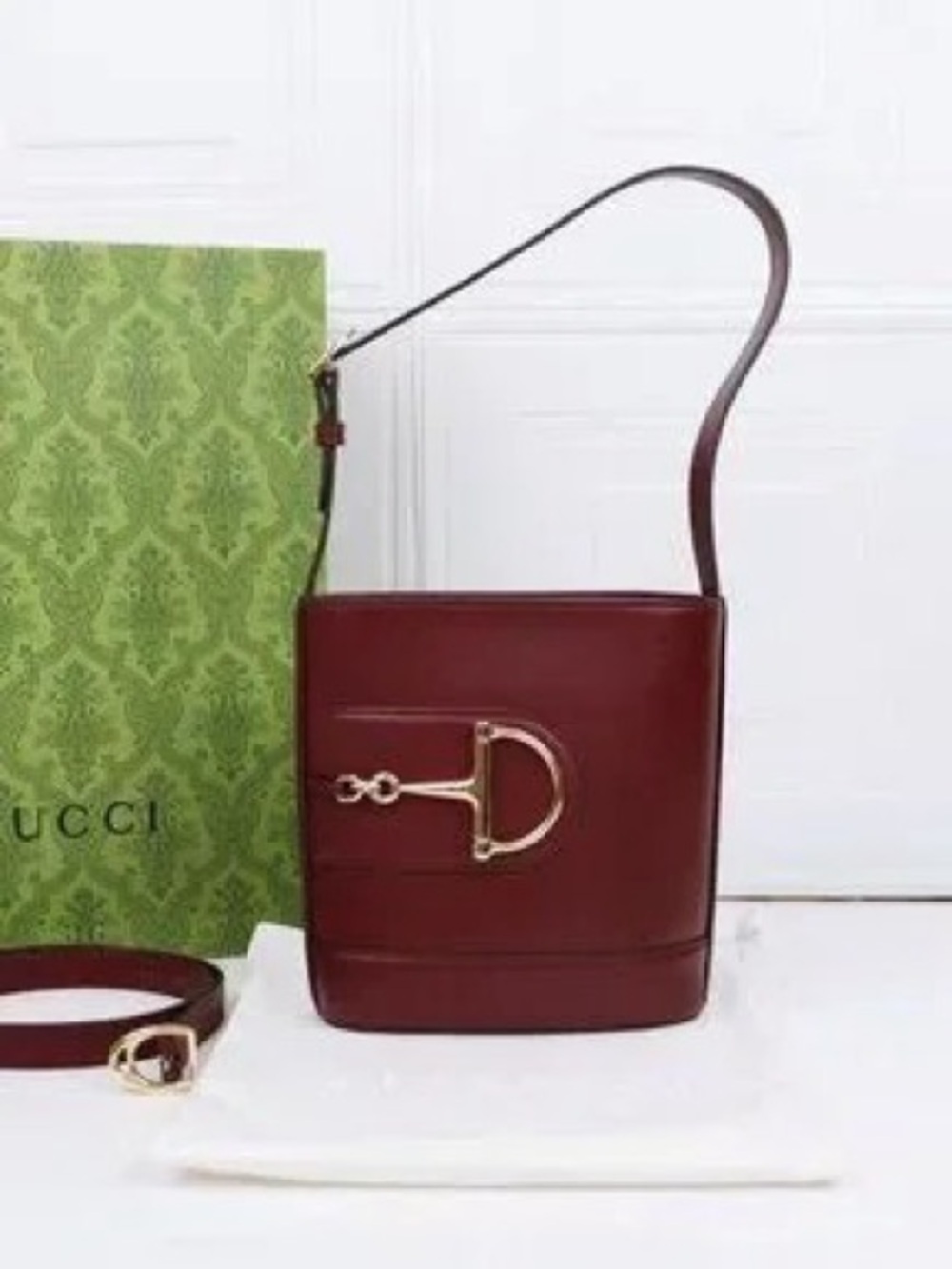 Gucci shoulder bags